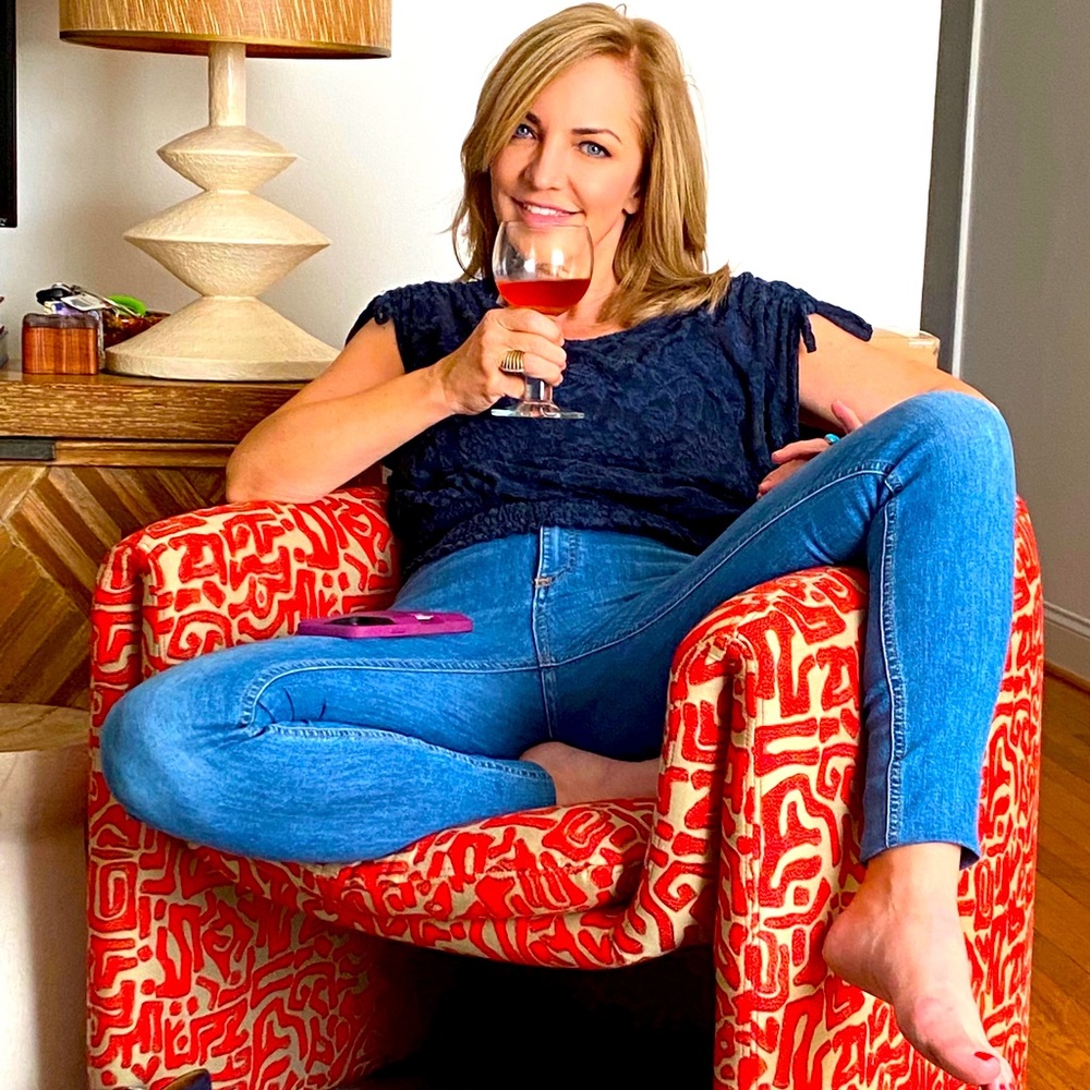 Meet your Posher, Laurie